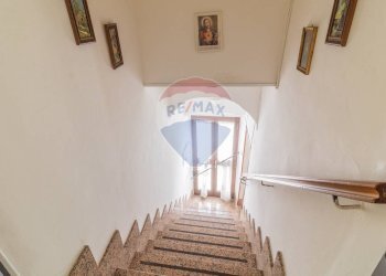 Scale - Quadrilocale Via Carlo Emanuele
 
25, Ischia di Castro - foto 22