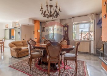 Sala da pranzo - Trilocale Via Amerigo Vespucci
 
13, Canino - foto 1