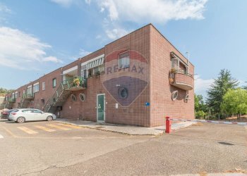 Edificio all\'aperto - Trilocale Via Amerigo Vespucci
 
13, Canino - foto 6