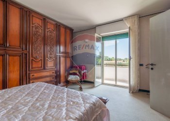 Camera / camera da letto - Trilocale Via Amerigo Vespucci
 
13, Canino - foto 29