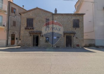 Casa all\'aperto - Casa indipendente Via San Magno
 
84, Farnese - foto 1