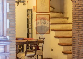 Scale - Casa indipendente Via San Magno
 
84, Farnese - foto 11