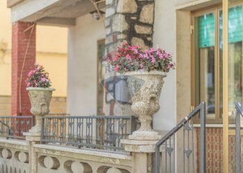 Casa all\'aperto - Quadrilocale Via Aldo Moro
 
14, Ischia di Castro - foto 4