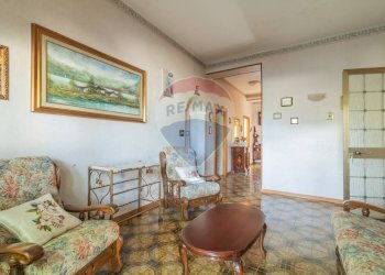 Soggiorno - Quadrilocale Via Aldo Moro
 
14, Ischia di Castro - foto 11