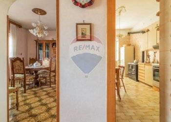 Hall / corridoio - Quadrilocale Via Aldo Moro
 
14, Ischia di Castro - foto 16