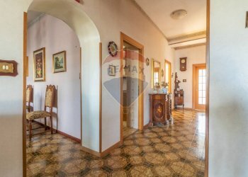 Hall / corridoio - Quadrilocale Via Aldo Moro
 
14, Ischia di Castro - foto 17