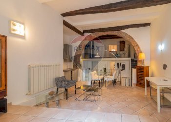 Sala da pranzo - Loft via trento e trieste
 
18, Montalto di Castro - foto 8