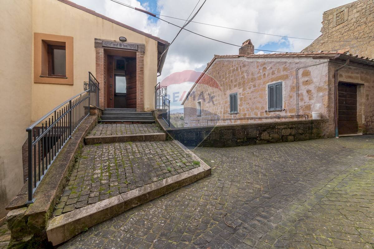 Casa all\'aperto - Quadrilocale Via Delle Cantine
 
113/A, Ischia di Castro - planimetria 1