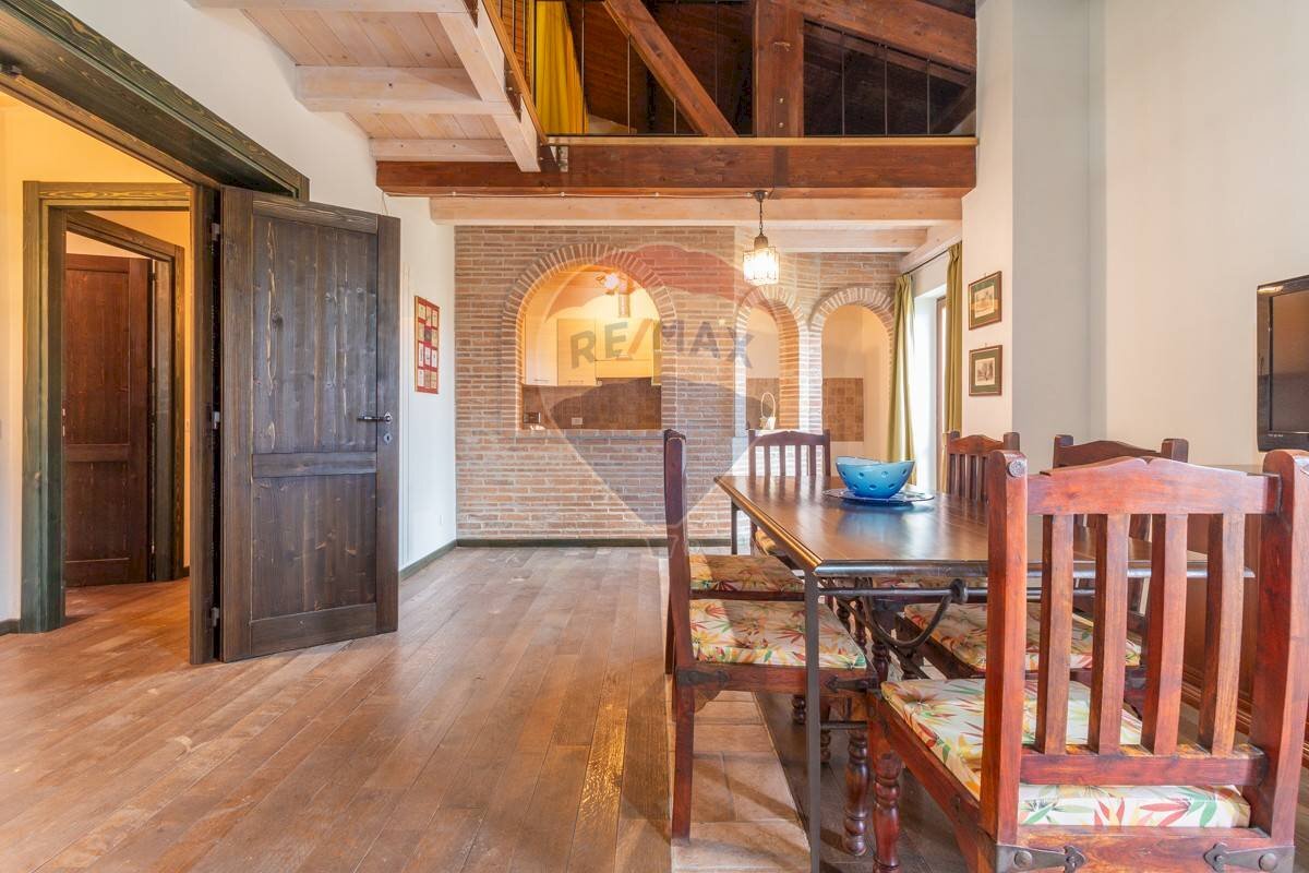 Sala da pranzo - Quadrilocale Via Delle Cantine
 
113/A, Ischia di Castro - foto 2