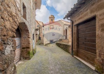 Edificio all\'aperto - Quadrilocale Via Delle Cantine
 
113/A, Ischia di Castro - foto 7