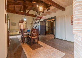 Sala da pranzo - Quadrilocale Via Delle Cantine
 
113/A, Ischia di Castro - foto 19