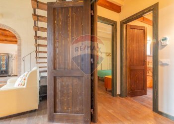 Hall / corridoio - Quadrilocale Via Delle Cantine
 
113/A, Ischia di Castro - foto 27