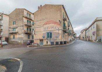 Edificio all\'aperto - Trilocale via giuseppe stendardi
 
6, Piansano - foto 4