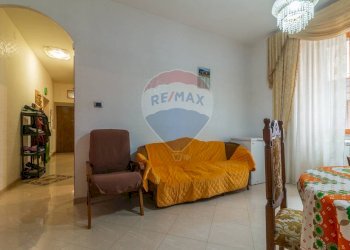 Sala da pranzo - Trilocale via giuseppe stendardi
 
6, Piansano - foto 17