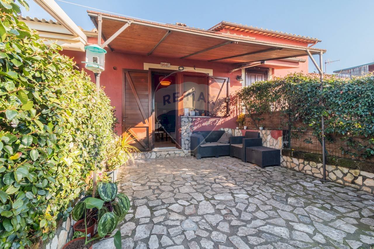 Casa all\'aperto - Villa a Schiera Strada del Tirreno
11, Montalto di Castro - foto 2