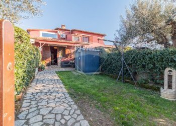Casa all\'aperto - Villa a Schiera Strada del Tirreno
 
11, Montalto di Castro - foto 2