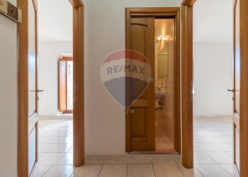 Hall / corridoio - Trilocale Via Ventiquattro Maggio
 
22, Ischia di Castro - foto 9