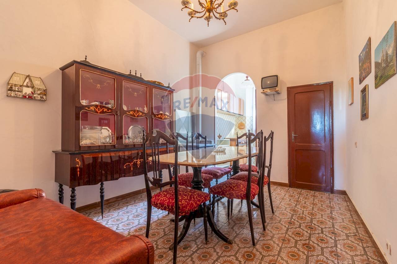 Sala da pranzo - Three-room apartment Via Carlo Emanuele IV
 
18, Ischia di Castro - photo 1