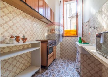 Cucina - Trilocale Via Carlo Emanuele IV
 
18, Ischia di Castro - foto 9