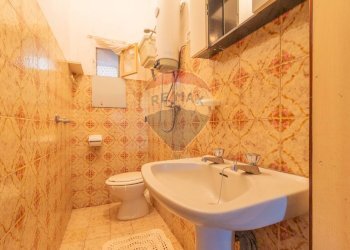 Bagno - Trilocale Via Carlo Emanuele IV
 
18, Ischia di Castro - foto 11