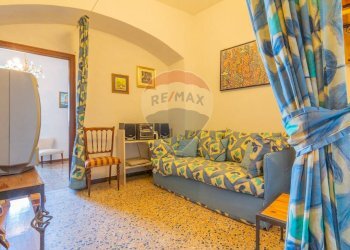 Soggiorno - Trilocale Via Carlo Emanuele IV
 
18, Ischia di Castro - foto 15