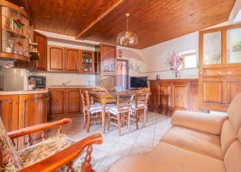 Sala da pranzo - Trilocale Via del Fiore
 
101, Ischia di Castro - foto 9