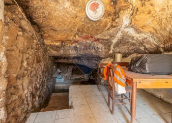 Sala da pranzo - Trilocale Via del Fiore
 
101, Ischia di Castro - foto 21