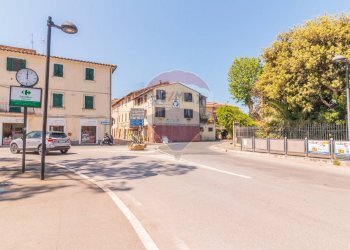 Edificio all\'aperto - Trilocale Via Dante Alighieri
 
6, Orbetello - foto 4