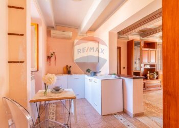 Cucina - Trilocale Via Dante Alighieri
 
6, Orbetello - foto 38