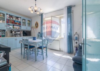 Sala da pranzo - Trilocale Via Peleo Caporossi
 
5, Ischia di Castro - foto 1