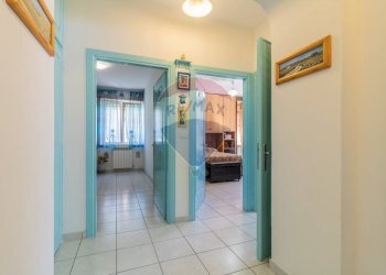 Hall / corridoio - Trilocale Via Peleo Caporossi
 
5, Ischia di Castro - foto 12