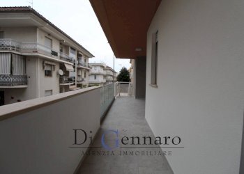 Foto 12 - Appartamento Via mazzini, Alba Adriatica - foto 11