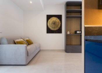 Foto 14 - Stabile - Palazzo viale Sardegna
 
89, Villa San Pietro - foto 14