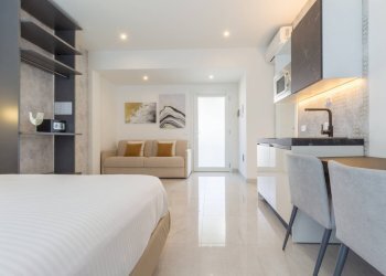 Foto 16 - Stabile - Palazzo viale Sardegna
 
89, Villa San Pietro - foto 16