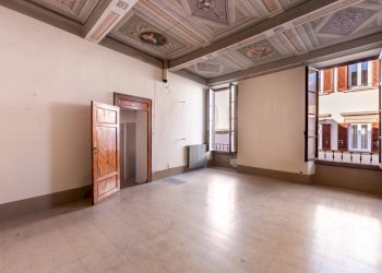 Foto 4 - Attico Piazza Degli Antinori
 
2, Firenze - foto 4