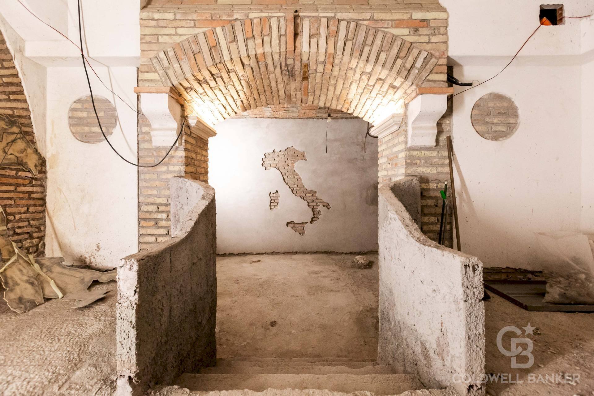 Foto 1 - Locale Commerciale Piazza Di Trevi, Roma - foto 1