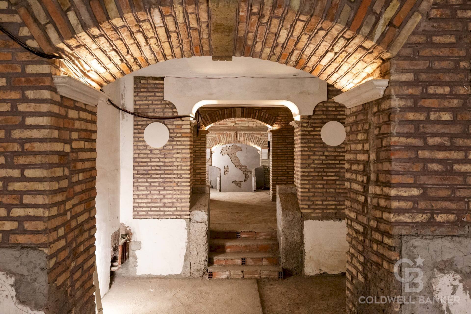 Foto 2 - Locale Commerciale Piazza Di Trevi, Roma - foto 2