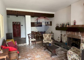 Sala da pranzo - Casa semi indipendente Via del Porto, Polesine Zibello - foto 3