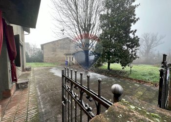 Balcone - Casa semi indipendente Via del Porto, Polesine Zibello - foto 20