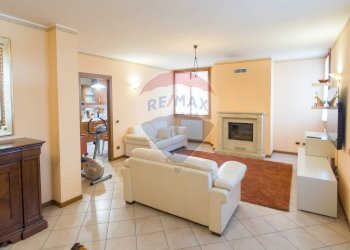 Soggiorno - Quadrilocale Frazione Fornio, Fidenza - foto 6