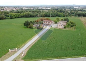 Giardino - Quadrilocale Frazione Fornio, Fidenza - foto 33