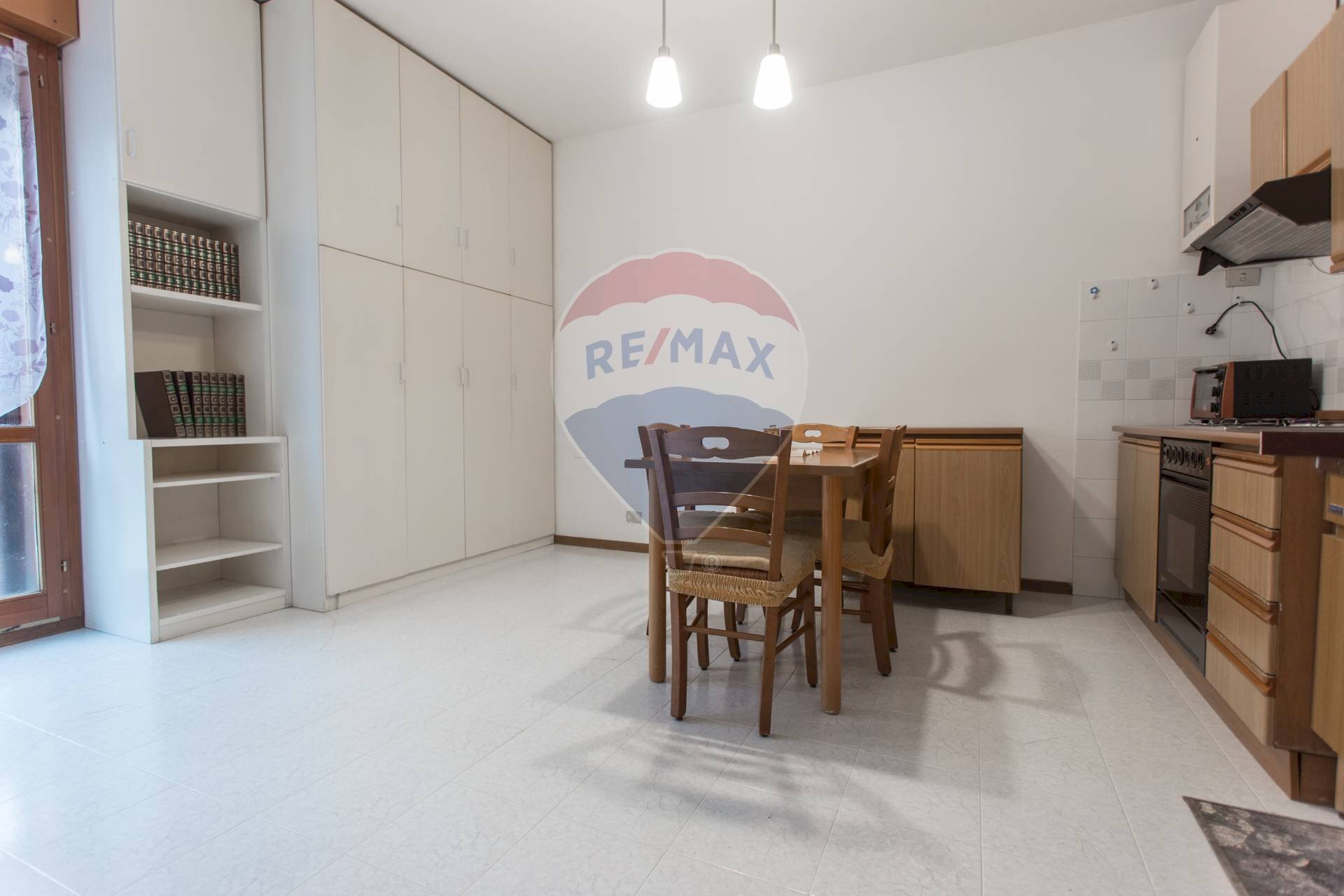 Sala da pranzo - One-room apartment Via Parma
 
33, Salsomaggiore Terme - photo 1