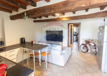 Sala da pranzo - Casa semi indipendente Via Rocca
 
10/B, Vernasca - foto 3