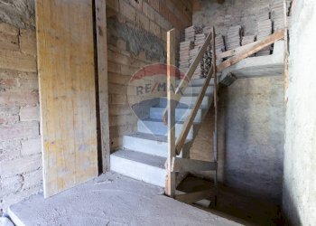 Scale - Casa semi indipendente Via Rocca
 
10/B, Vernasca - foto 15