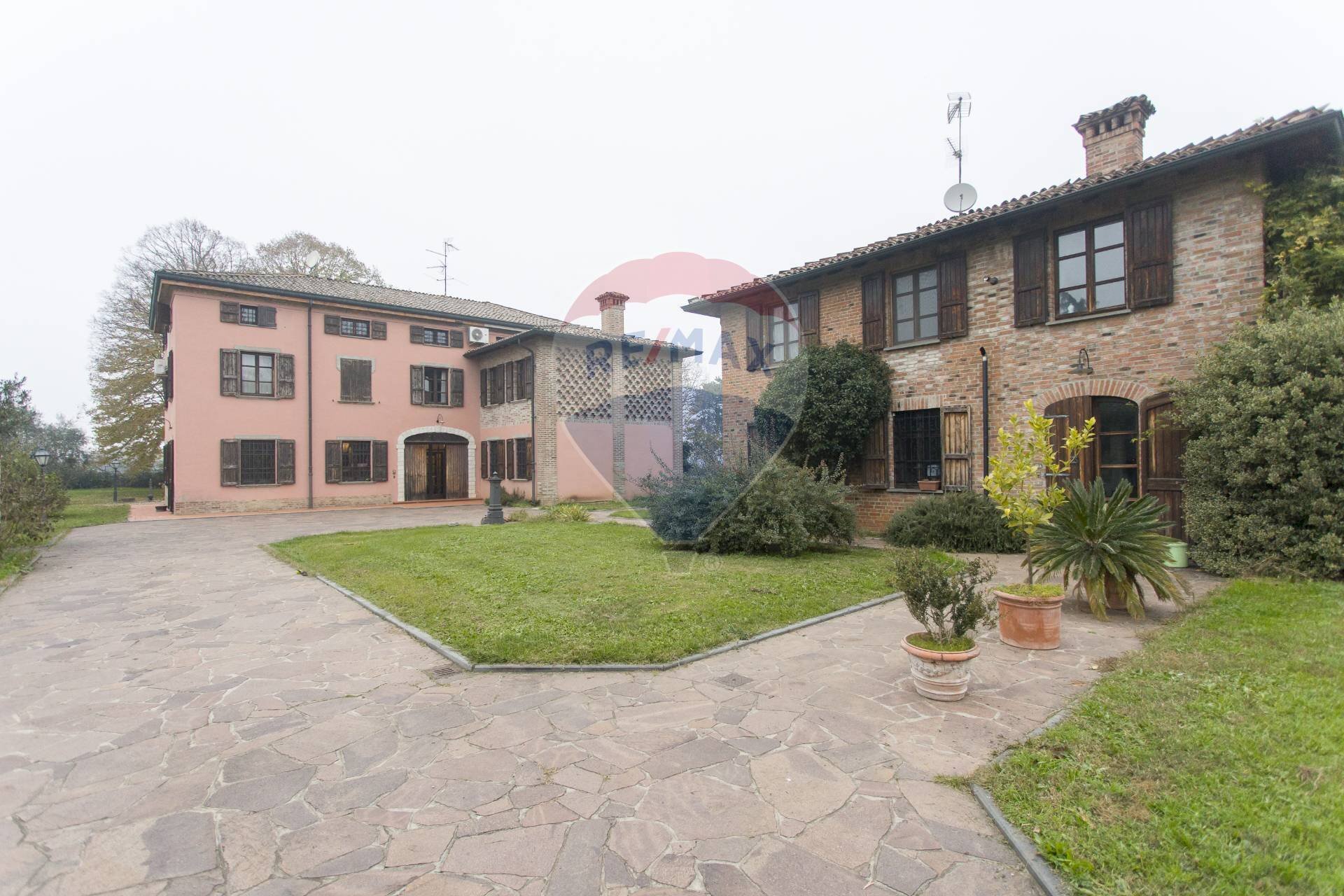 Casa all\'aperto - Villa Case sparse castellana, Fiorenzuola d'Arda - foto 2