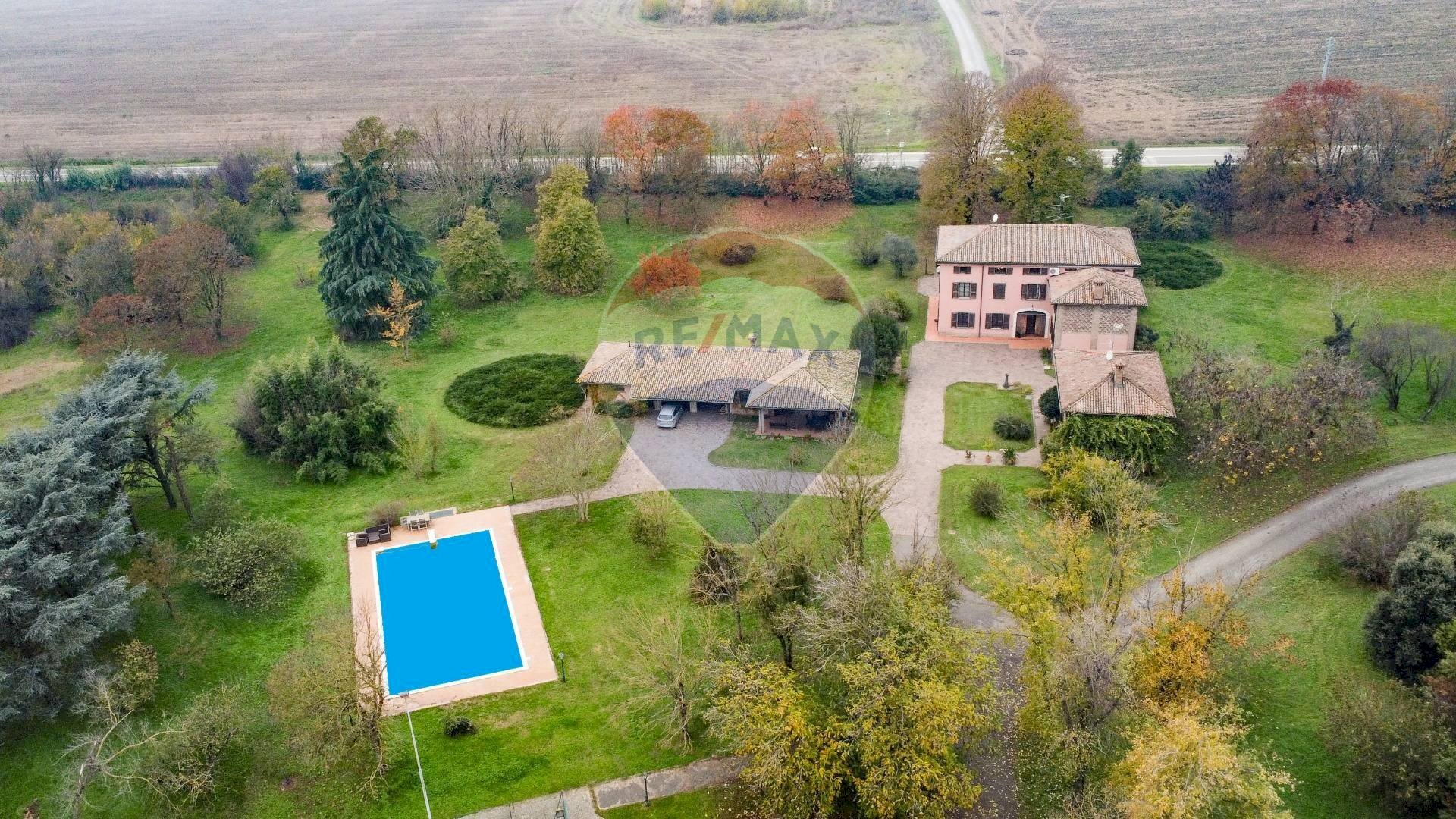 Casa all\'aperto - Villa Case sparse castellana, Fiorenzuola d'Arda - foto 2
