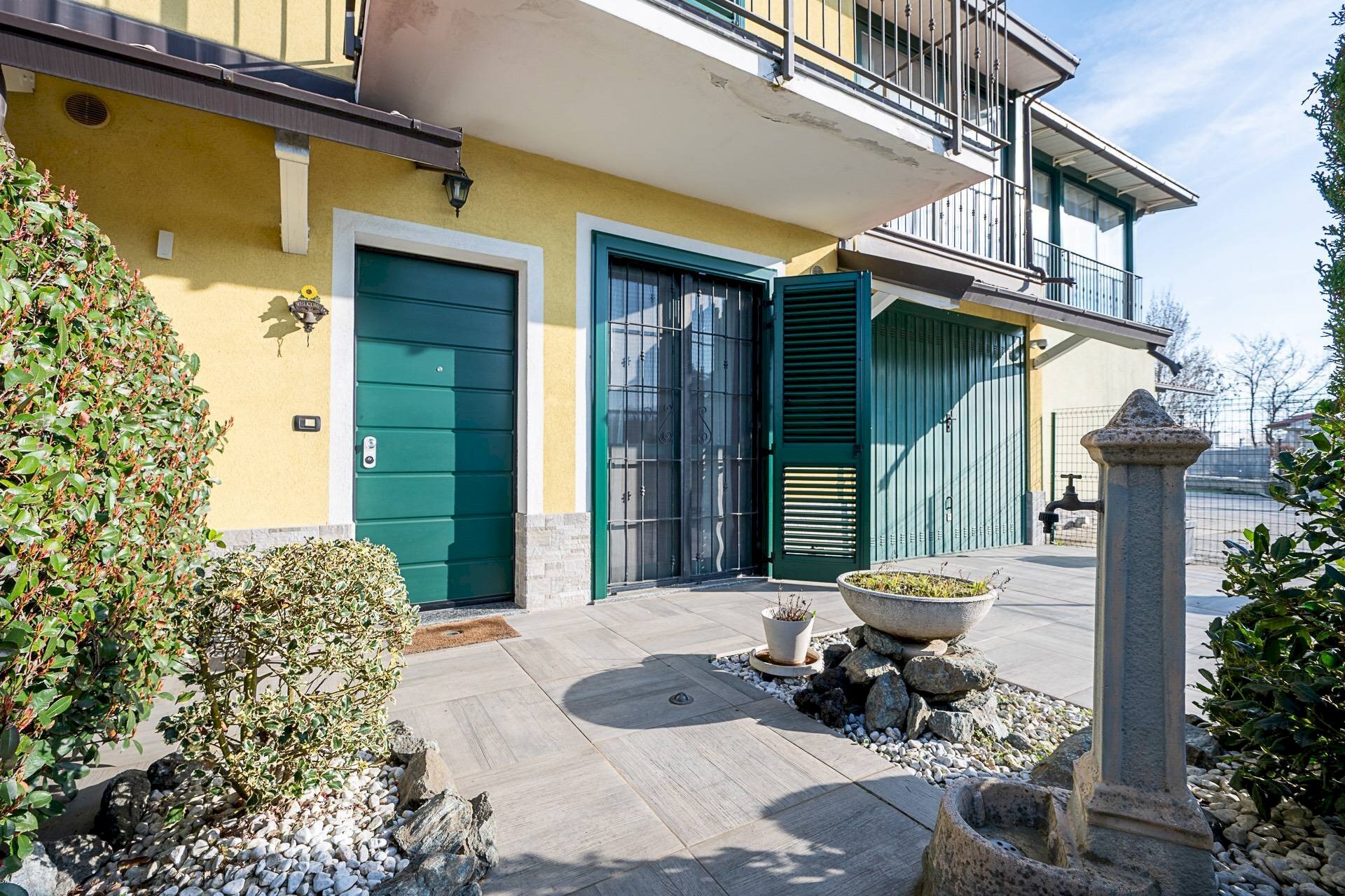 Foto 1 - Villa a Schiera via Fratelli Bandiera
 
22, Rivalta di Torino - foto 1