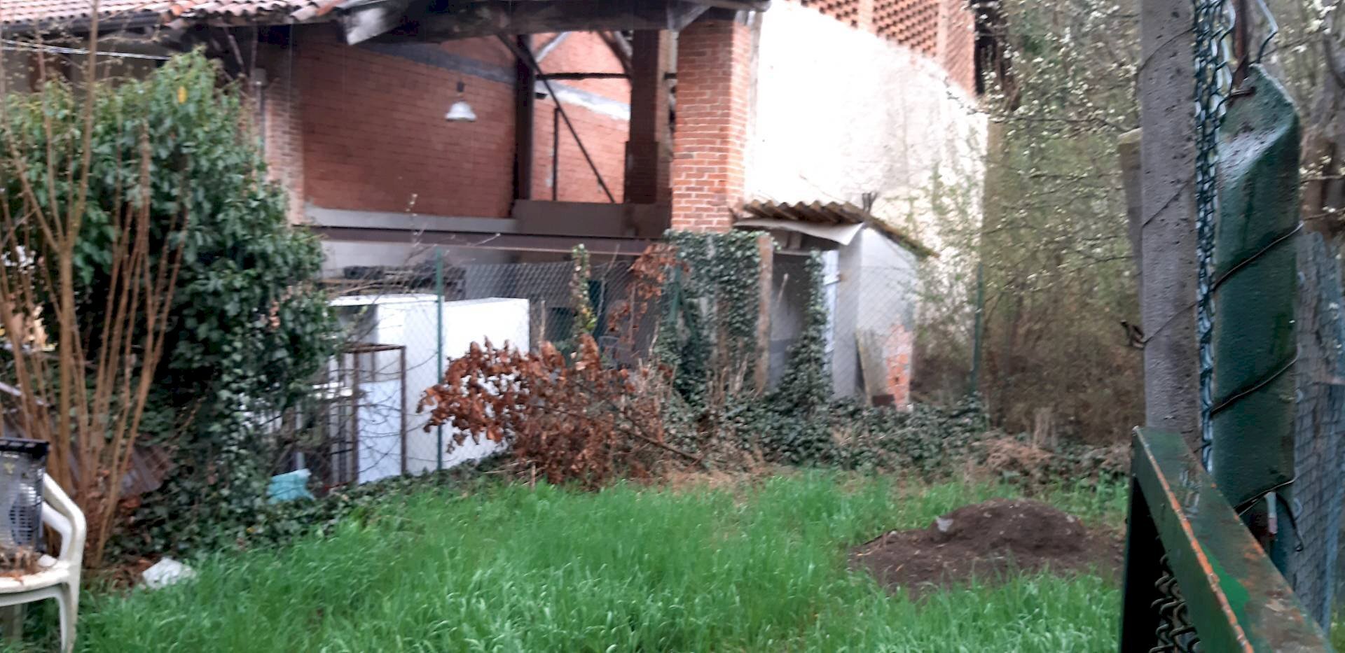 Foto 3 - Independent house via Giuseppe De Stefanis
 
87, Front - photo 3