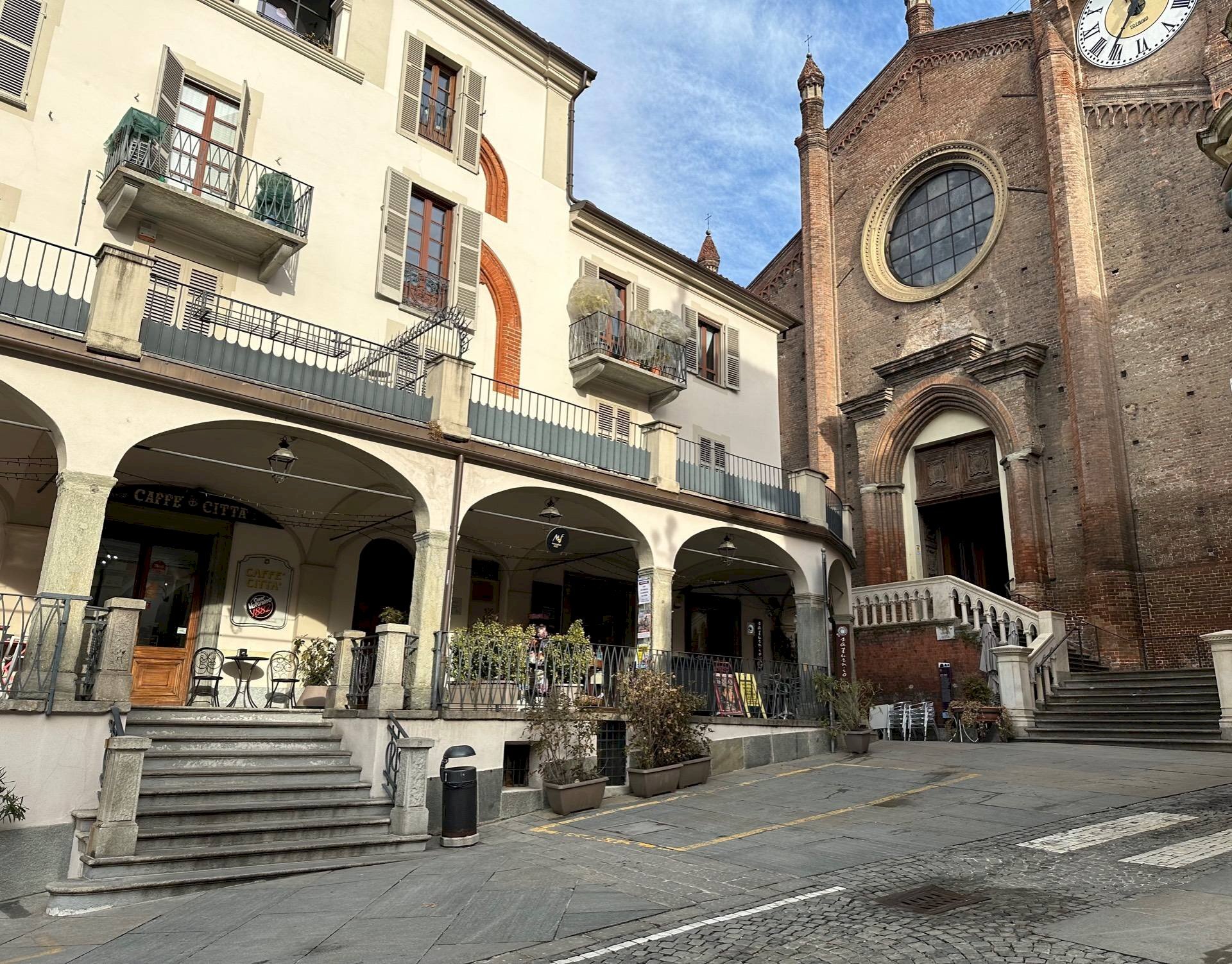 Foto 2 - Attività Commerciale piazza vittorio emanuel II
 
10, Moncalieri - foto 2