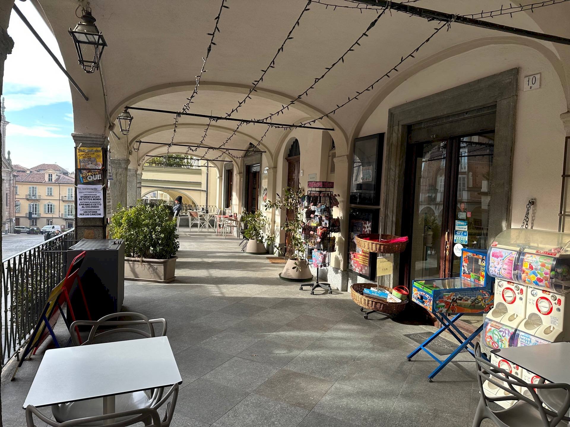 Foto 1 - Attività Commerciale piazza vittorio emanuel II
 
10, Moncalieri - foto 1